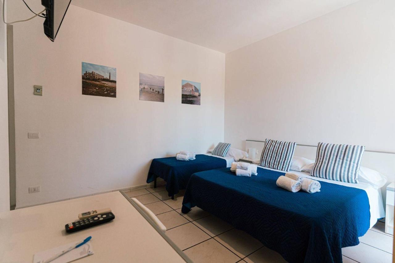 Hotel Le Dune Sampieri Extérieur photo