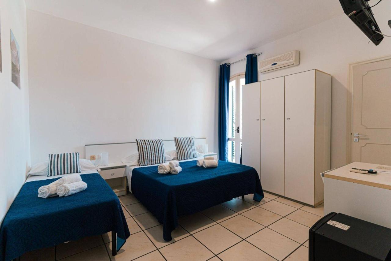 Hotel Le Dune Sampieri Extérieur photo